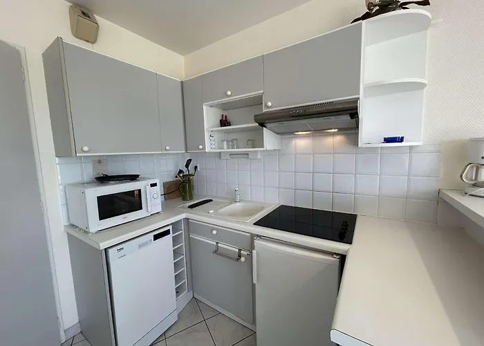 2 Pieces Avec Balcon, Vue Laterale - Fr-1-224c-301 Lägenhet