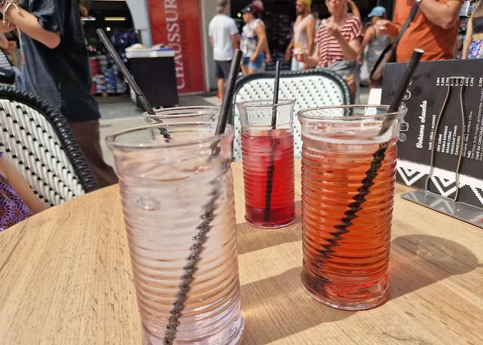 2 Pieces Avec Balcon, Vue Laterale - Fr-1-224c-301 아파트 생장드몽